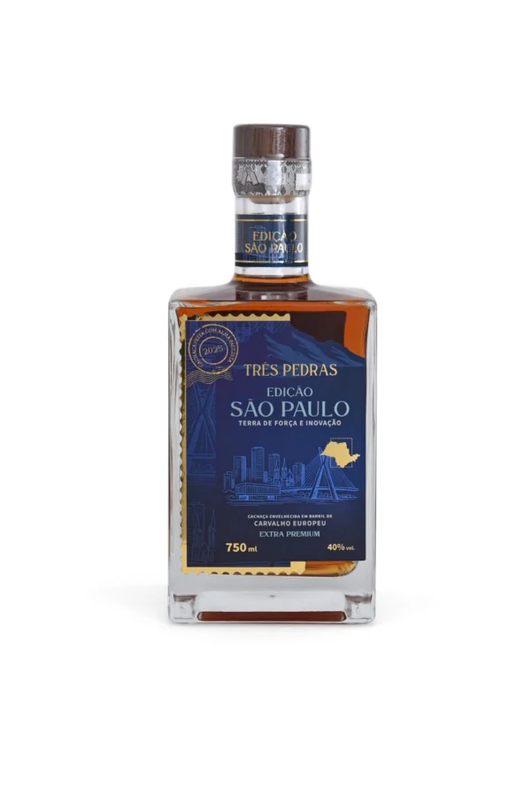 Cachaça Três Pedras Carvalho Europeu Extra Premium 750ml